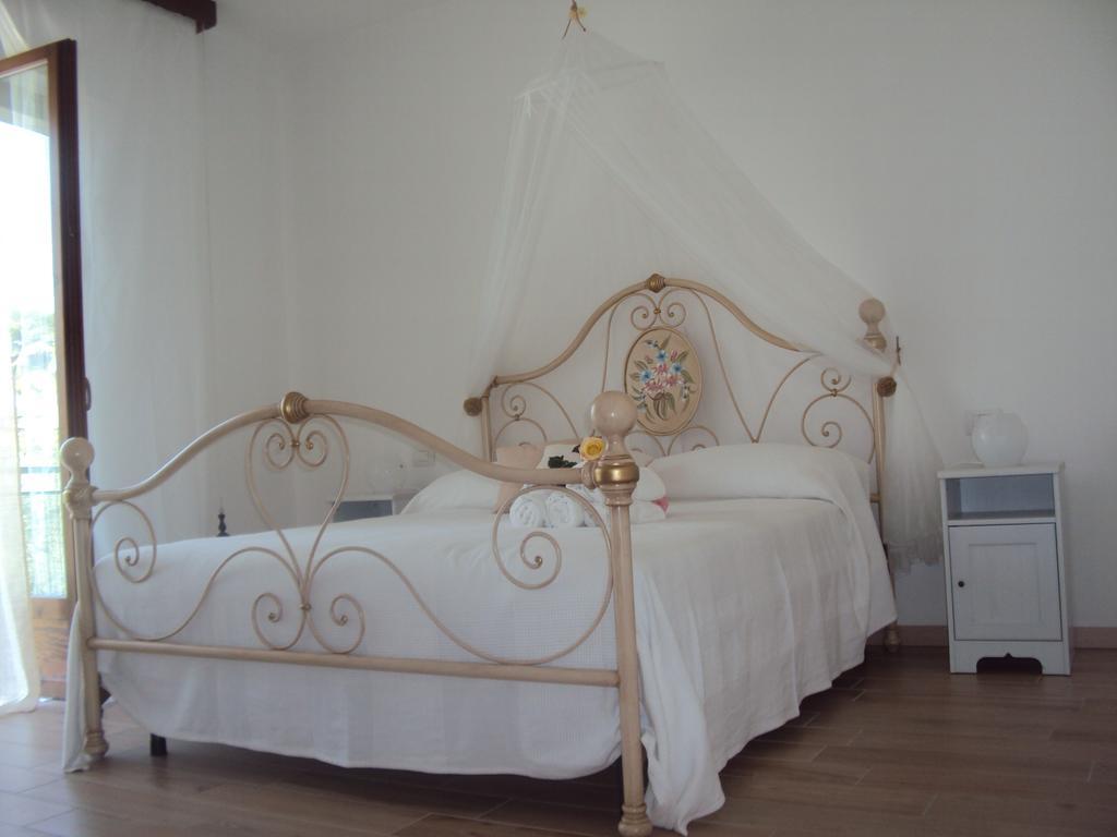B&B Rosa Del Garda Lazise Rum bild