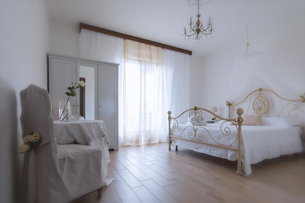 B&B Rosa Del Garda Lazise Exteriör bild