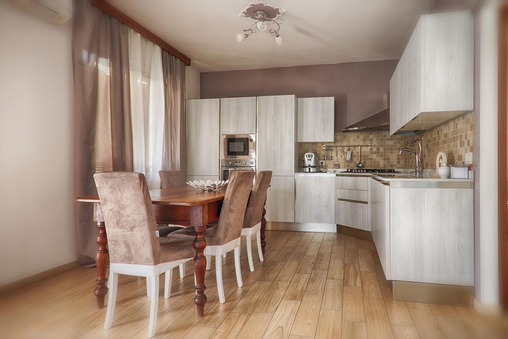 B&B Rosa Del Garda Lazise Exteriör bild